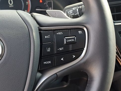 Used 2025 Lexus ES 350 w/ Premium Package FWD image 23