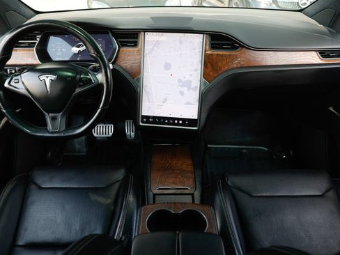 Used 2018 Tesla Model X P100D AWD/4WD image 2