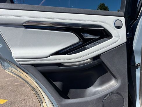 Used 2020 Land Rover Range Rover Evoque First Edition image 12