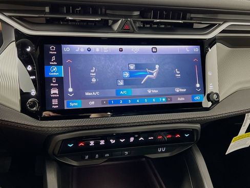 New 2026 Jeep Cherokee Limited AWD/4WD image 15