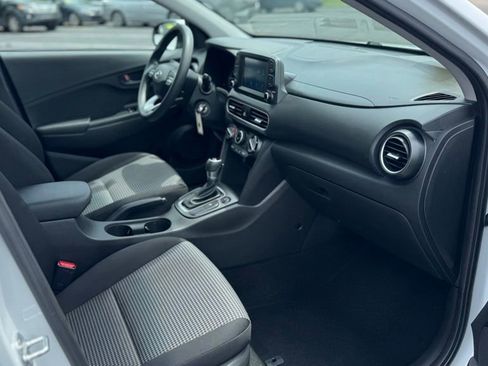 Used 2018 Hyundai Kona SE AWD/4WD image 24
