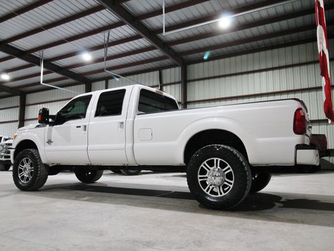 Used 2015 Ford F350 Platinum AWD/4WD image 7