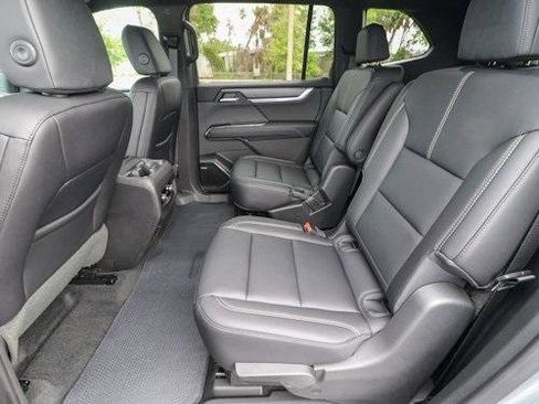 New 2025 GMC Acadia Elevation w/ Elevation Premium Package image 28