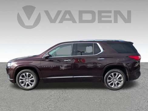 Used 2020 Chevrolet Traverse Premier w/ LPO, Cargo Package image 32