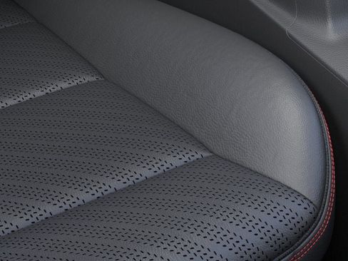 New 2026 GMC Canyon AT4X image 21