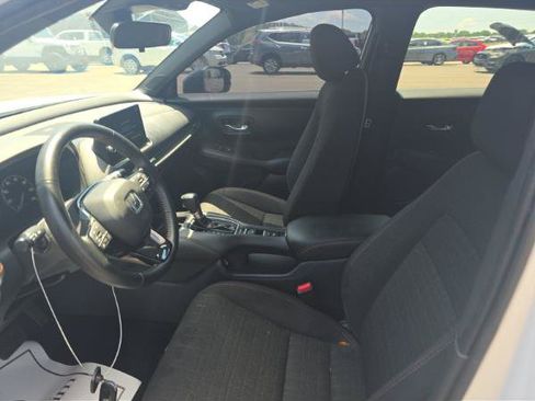 Used 2026 Honda HR-V Sport image 4