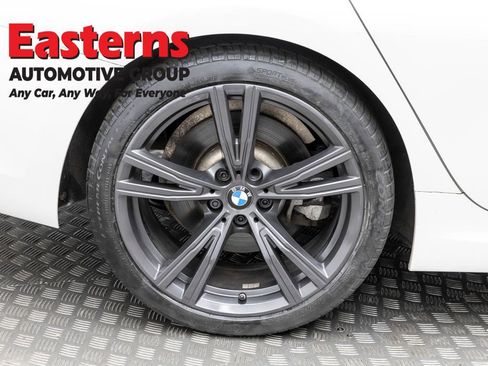 Used 2022 BMW 330i xDrive Sedan w/ M Sport Package image 30