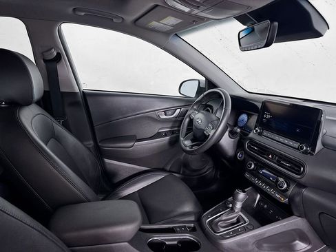 Used 2022 Hyundai Kona Limited image 30