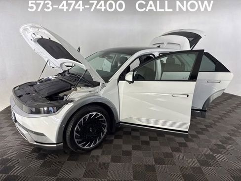 Used 2024 Hyundai Ioniq 5 Limited AWD/4WD image 11