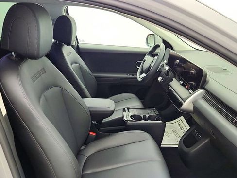 Used 2025 Hyundai Ioniq 5 SEL image 23