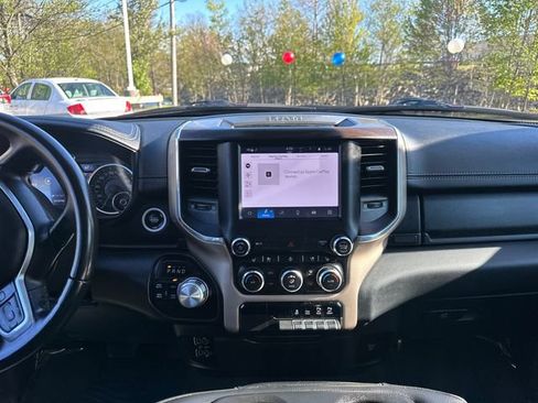Used 2022 RAM 1500 Laramie AWD/4WD image 22