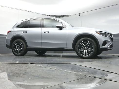 New 2026 Mercedes-Benz GLC 300 image 33