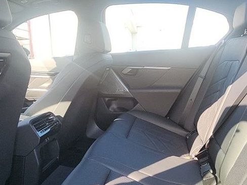 Used 2025 BMW 540i xDrive image 11