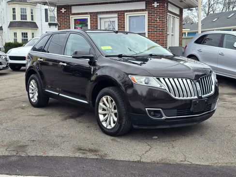 Used 2013 Lincoln MKX AWD image 1