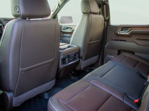 Used 2026 GMC Sierra 1500 Denali AWD/4WD image 11