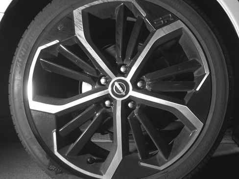 Used 2025 Nissan Altima 2.5 SR image 15