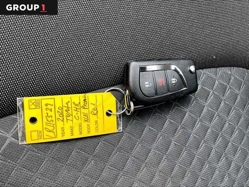 Certified 2020 Toyota C-HR LE image 13