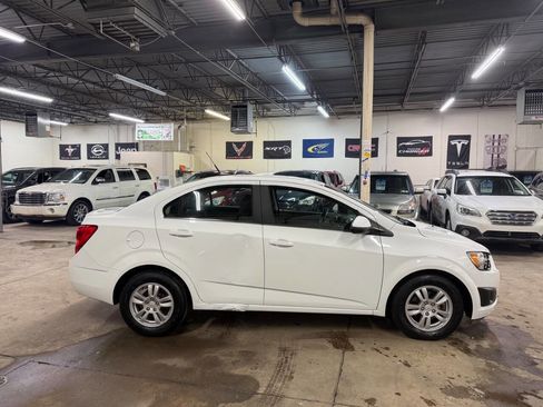 Used 2012 Chevrolet Sonic LT image 5
