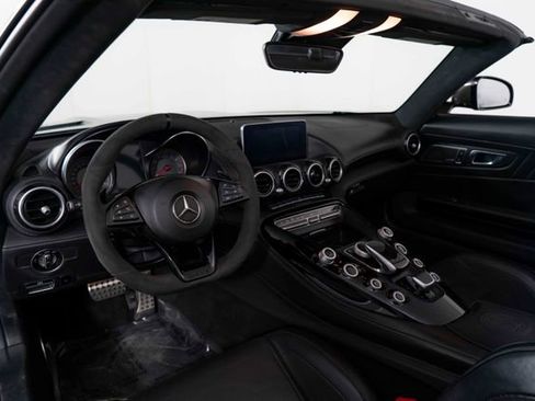 Used 2018 Mercedes-Benz AMG GT C image 16