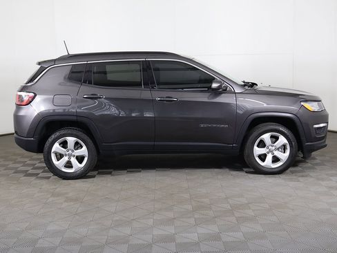 Used 2020 Jeep Compass Latitude w/ Cold Weather Group image 15