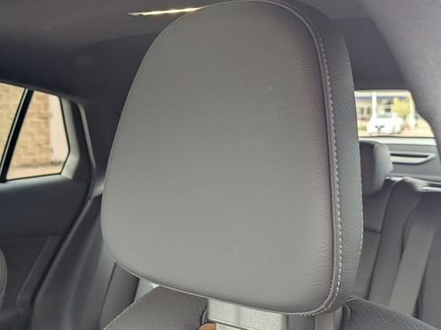 Used 2026 Mercedes-Benz GLC 300 4MATIC image 13