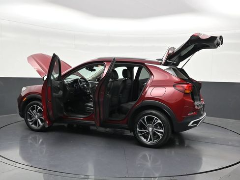 Used 2023 Buick Encore GX Select FWD image 34
