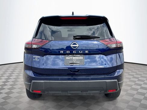 Used 2025 Nissan Rogue SV image 6