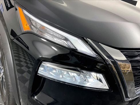 Used 2021 Nissan Rogue SV image 28