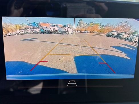 Used 2024 Buick Encore GX Preferred w/ Comfort Package image 5