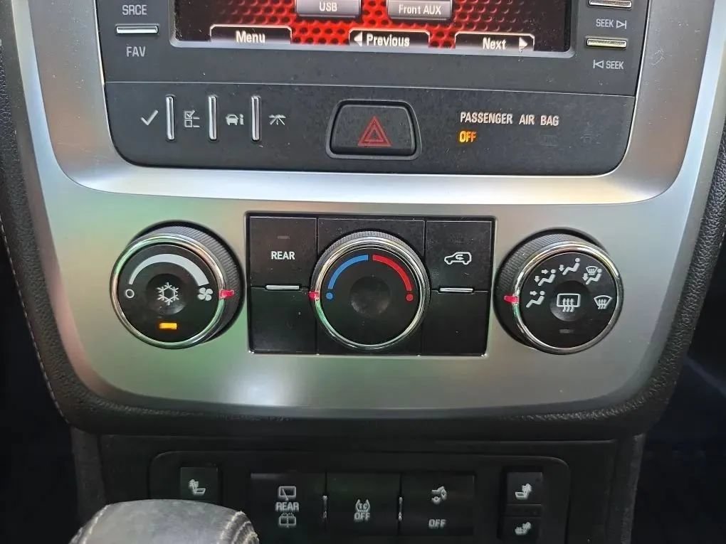 Used 2016 GMC Acadia SLE FWD image 28