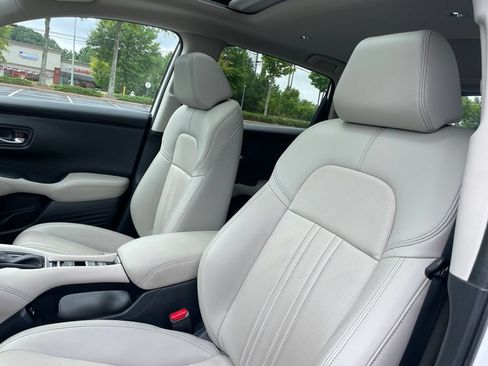 Used 2025 Honda HR-V EX-L image 25