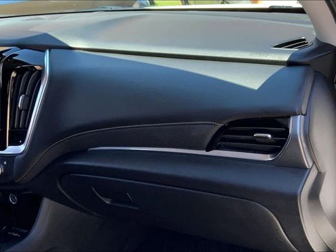 Used 2019 Chevrolet Traverse Premier w/ LPO, Floor Liner Package FWD image 19