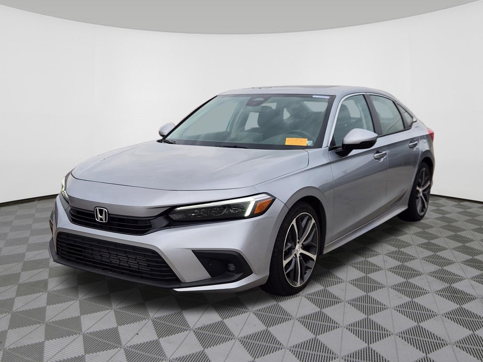 Certified 2024 Honda Civic Touring image 2