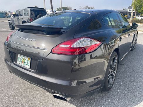 Used 2011 Porsche Panamera image 18