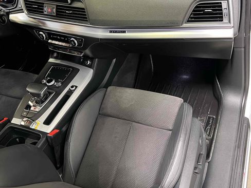 Used 2018 Audi SQ5 Prestige w/ Prestige Package image 47