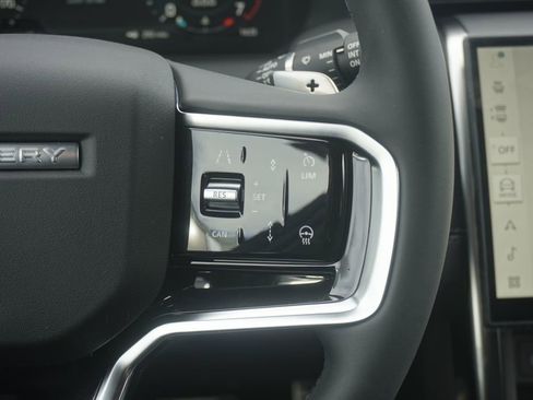 New 2026 Land Rover Discovery Sport Landmark AWD/4WD image 13
