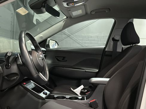 Used 2024 Hyundai Kona SEL w/ Convenience Package AWD/4WD image 10