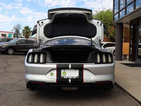 Used 2018 Ford Mustang GT w/ Equipment Group 301A RWD image 22