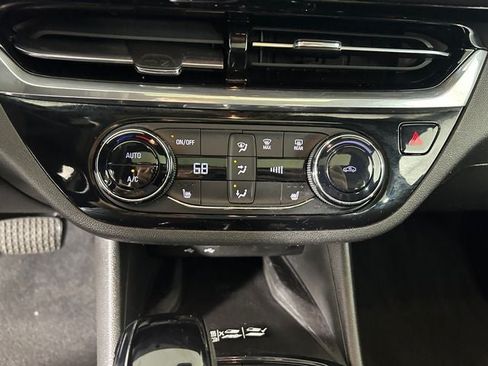 Used 2024 Buick Envista Sport Touring w/ Convenience I Package FWD image 20
