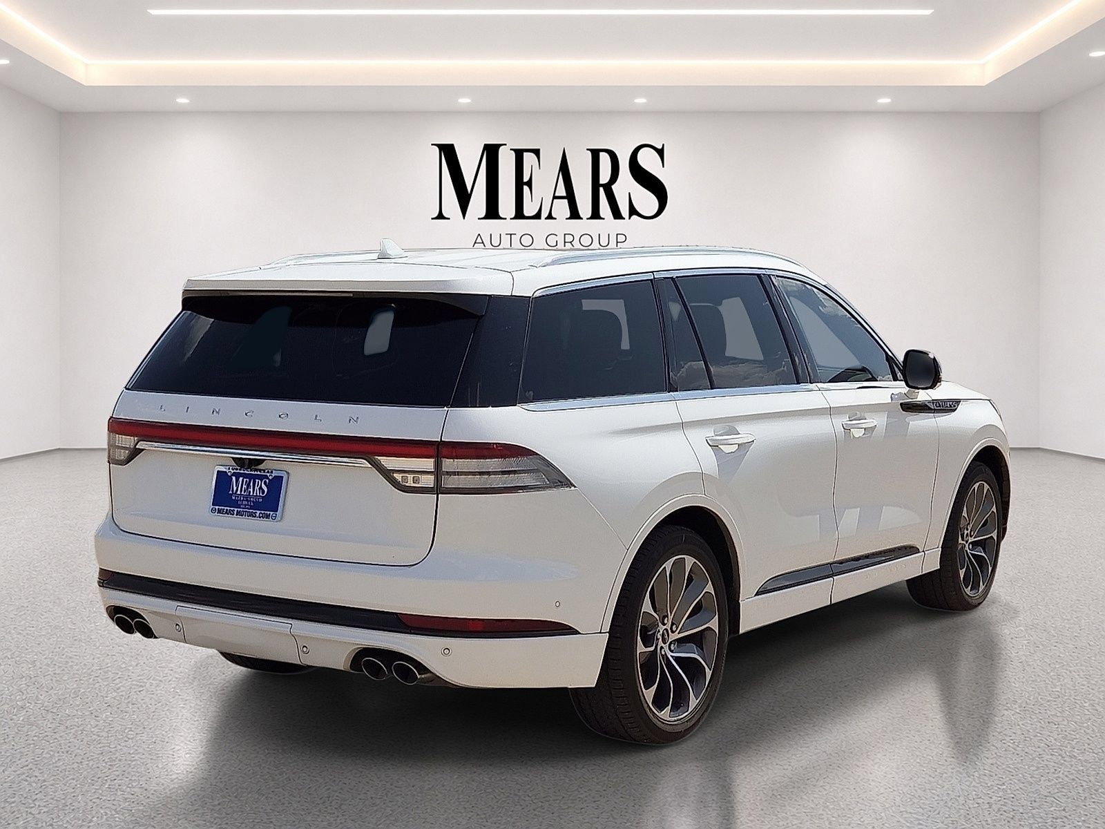 Used 2020 Lincoln Aviator Grand Touring w/ Equipment Group 302A AWD/4WD image 5
