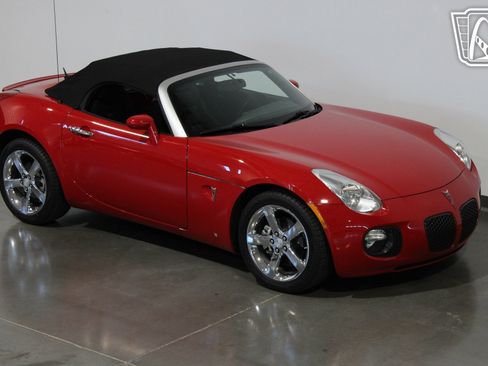 Used 2008 Pontiac Solstice GXP w/ Premium Package image 7