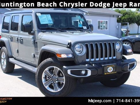 Used 2022 Jeep Wrangler Unlimited Sahara w/ Cold Weather Group AWD/4WD image 1