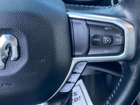 Used 2022 RAM 1500 Laramie w/ Trailer Tow Group image 17