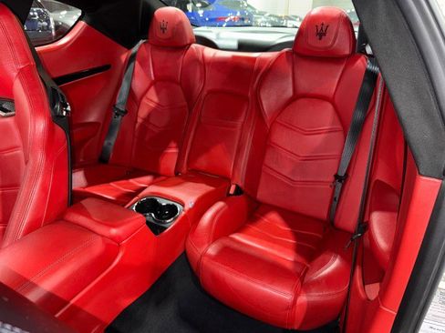 Used 2015 Maserati GranTurismo Sport image 55