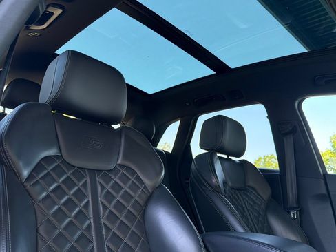 Used 2021 Audi SQ5 Premium Plus w/ Premium Plus Package AWD/4WD image 16