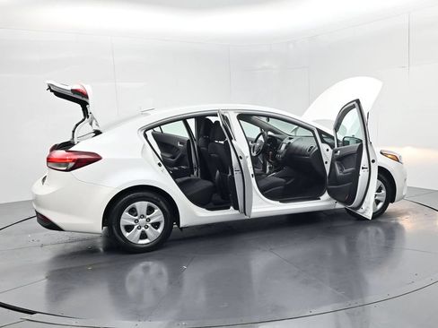 Used 2018 Kia Forte LX w/ LX Popular Package FWD image 53