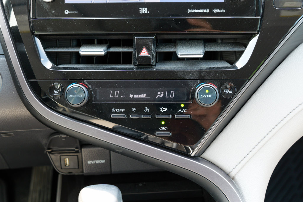 Used 2023 Toyota Camry XLE w/ Navigation Package AWD/4WD image 50