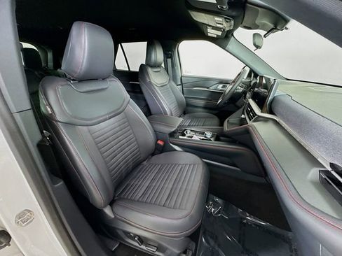 New 2026 Ford Explorer ST-Line image 29