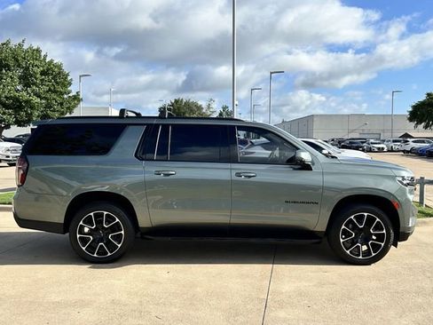 Used 2024 Chevrolet Suburban RST w/ Luxury Package AWD/4WD image 3