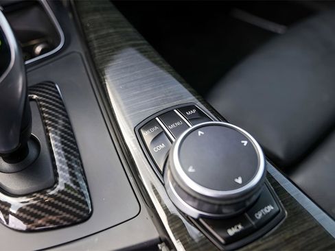 Used 2019 BMW 430i Convertible w/ M Sport Package image 23